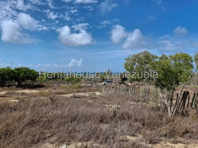 Oportunidad!! Venta De Terrenos Con Vista Al Mar, El Yaque. Isla De Margarita. Dm