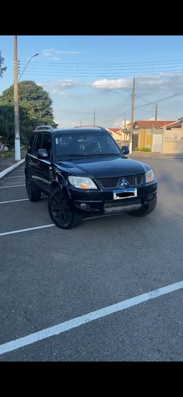Mitsubishi Pajero Tr4 2.0 4x2 Flex Aut. 5p