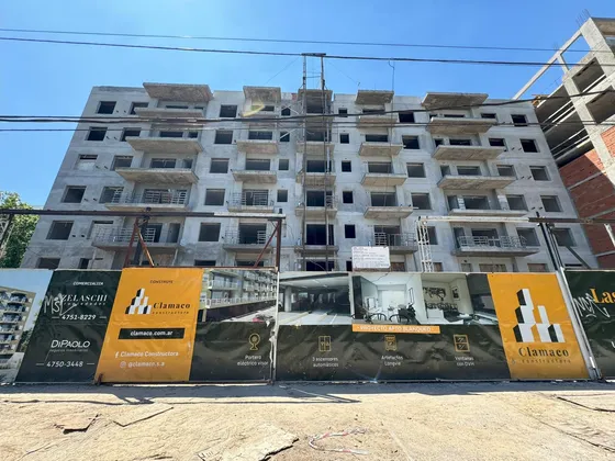 Departamento 2 Ambientes En Venta En Martin Coronado- Clamaco Sa!