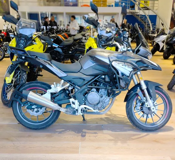 Benelli Trk 251 Con Defensa Impecable Financiaciones