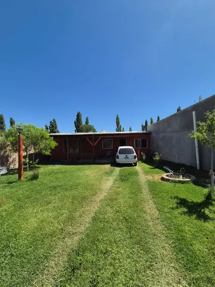 Casa En Venta, 2 Dormitorios, Plottier.