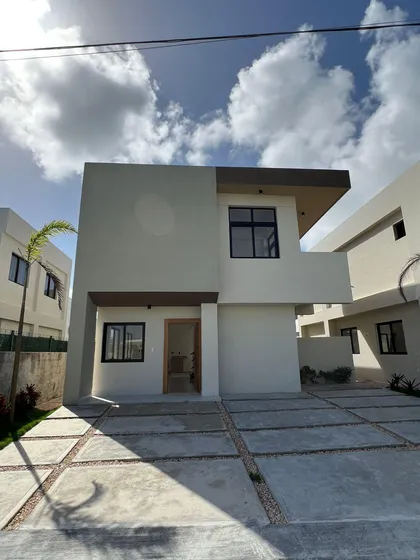 Villa De 2 Niveles A Estrenar En Venta En Bávaro, Punta Cana