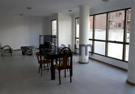 Semi Piso Apto Oficina C/ Cochera Cub - Zona 45 Y 12