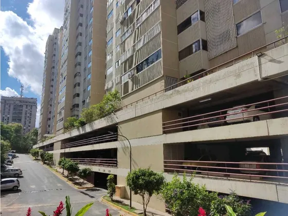 Alquilo Apartamento 90m2 Santa Fe Norte 0034