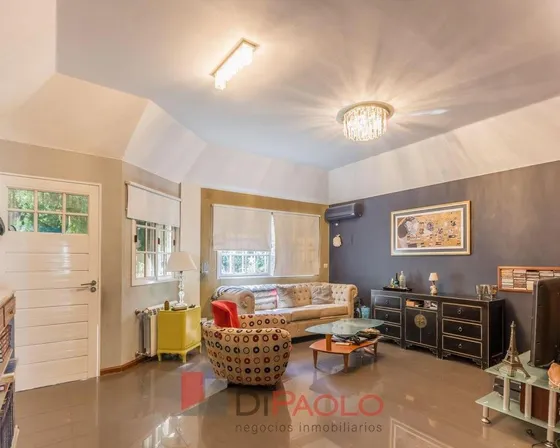 Venta Casa Duplex 4 Amb Con Cochera Y Patio En Villa Bosch