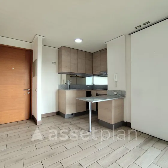Edificio Av. Américo Vespucio (1 Est.) Vista Norte Piso 7