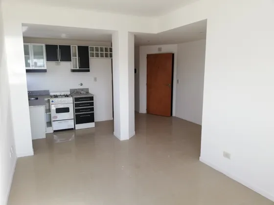 Departamento Con Cochera 2 Ambientes En San Justo Centro 