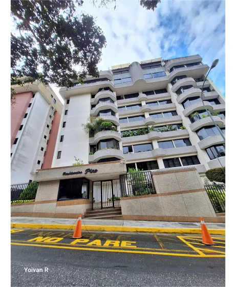 Penthouse Amoblado En Venta Urb. Las Minas Res. Pino 