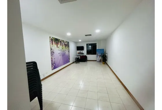 Oficina Para La Venta En El Poblado 