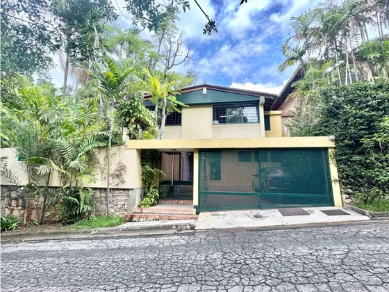 Se Vende Casa 450m² 4h+2s/3.5b+s/2p Chuao