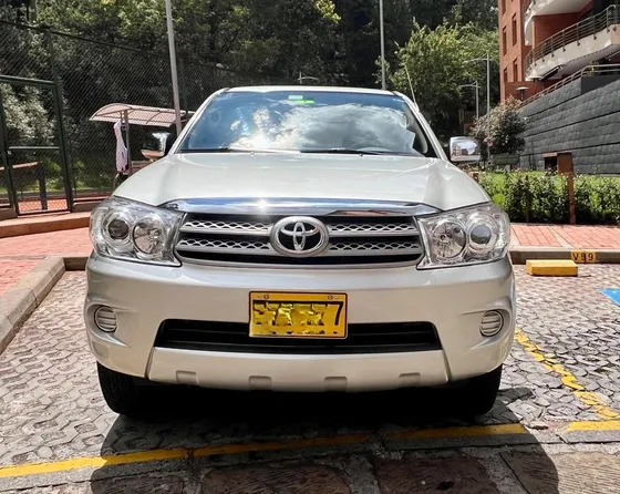 Toyota Fortuner 2.7l