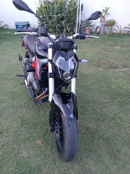 Benelli 302s Impecable, Con Solo 3.600 Km Solo En Ruta.