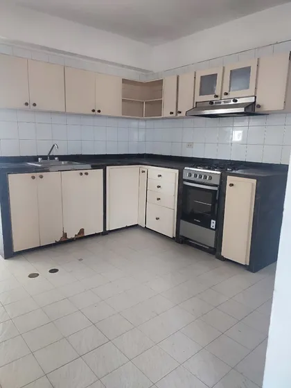Vera Casa Inmobiliaria Alquila Apartamento En Resd Las Bermudas A Naguanagua Mp-2