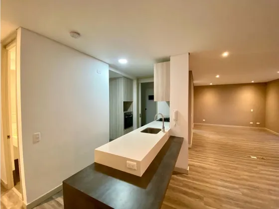 Vendemos Loft Poblado Linares