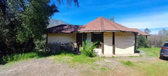 Terreno De 3 Ha Con Casa Y Piscina En Aculeo