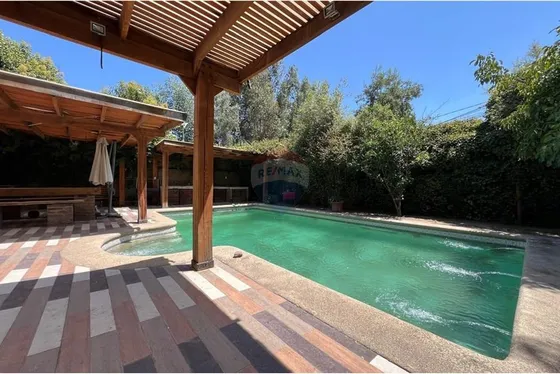 Confortable Casa / Increíble Piscina