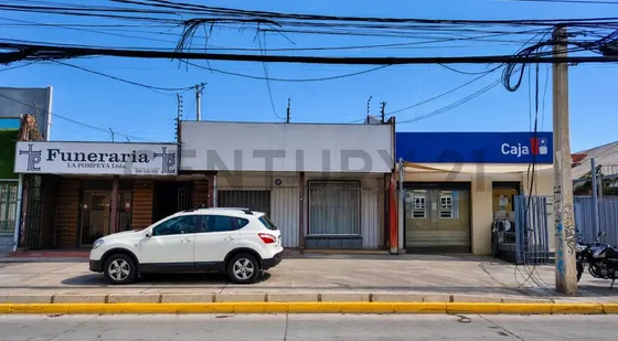 Se Arrienda Local Comercial En Centro De Maipu