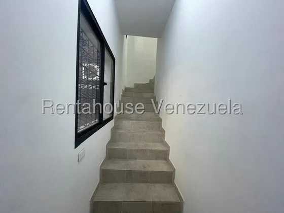 Se Alquila Excelente Local Comercial En Bello Monte, Mls 25-14193, Mjs.