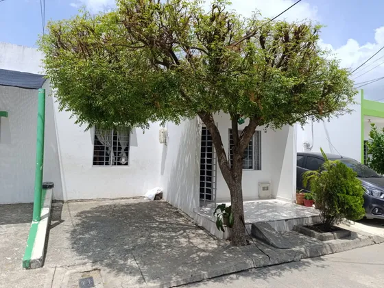 Casa En Venta Urb. Vallejo, Montería