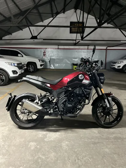 Benelli Leoncino 250