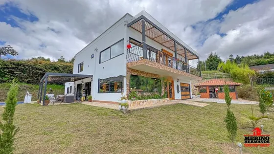 Casa-finca En Arriendo En Rionegro - Vereda Rancherías