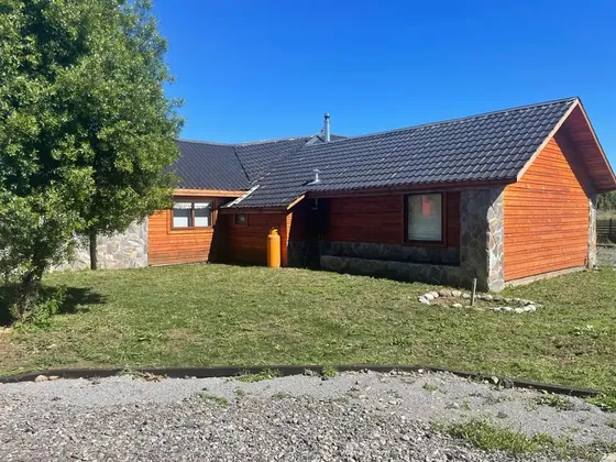Parcela 5000 M2 Con Casa Grande En Arriendo En Curacautín