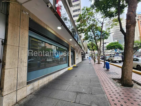 Alquiler De Local A Pie De Calle En Chacao #25-21482