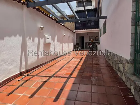 Te Lo Tengo Casa En Venta En La California Sur Mls #27-1734 Lesliecog