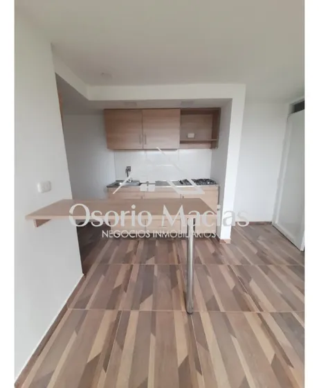 Arrienda Apartamento En Los Cambulos