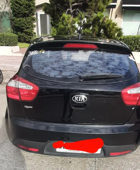 Kia New Rio 1.4 5puertas Tipo Sedan