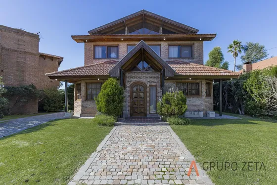 Casa En  Alquiler Country Golf El Sosiego