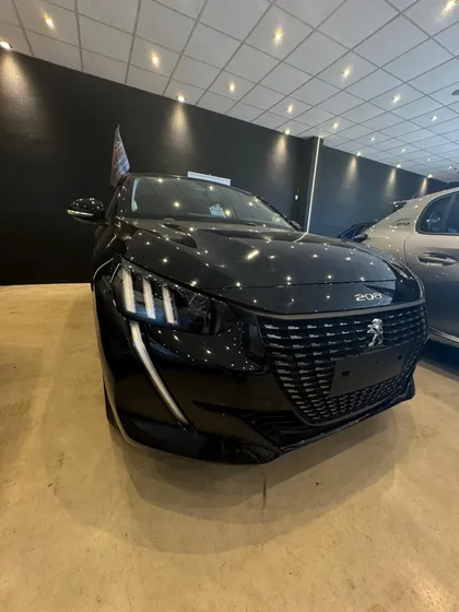 Peugeot 208 1.6 Style Tiptronic