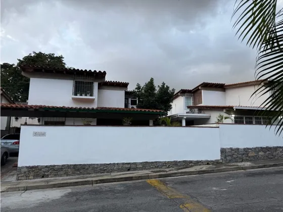 Se Vende Casa 280m2 Los Chorros 4609