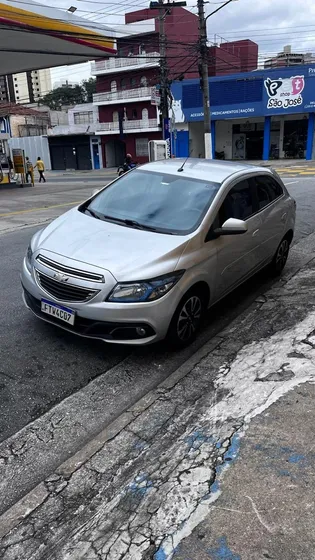 Chevrolet Onix 1.4 Ltz Aut. 5p