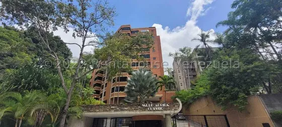 Apartamento En Alquiler En Colinas De Valle Arriba, Mls 23-6117
