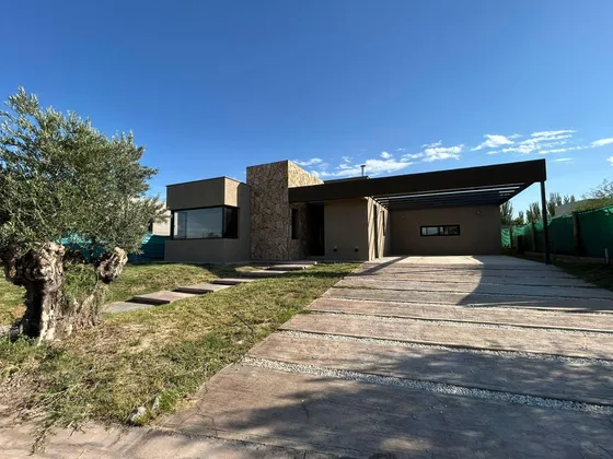 Casa En A Estrenar En Ciro De Vieytes