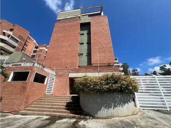 Se Vende Apartamento 83m2. Lomas Del So