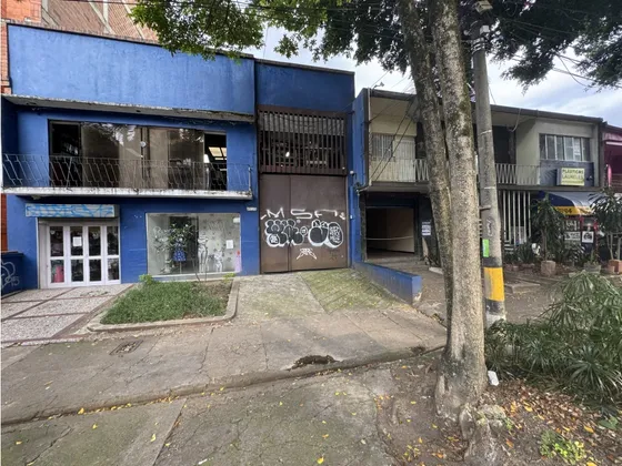 Vendo Lote Con 2 Casas Construidas En Laureles