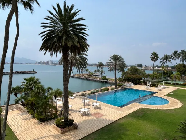 Planta Baja Pb En Terraza Marina Con Muelle Y Playa Privada