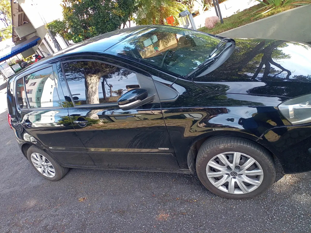Volkswagen Fox 2011 1.0 Vht Trend Total Flex 5p — foto 2