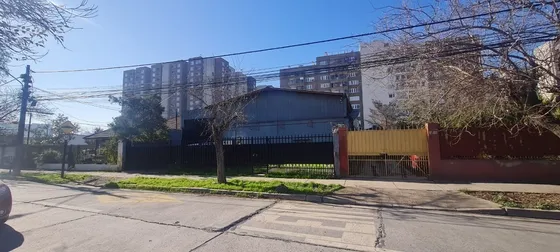 Galpón - Gran Terreno - La Cisterna
