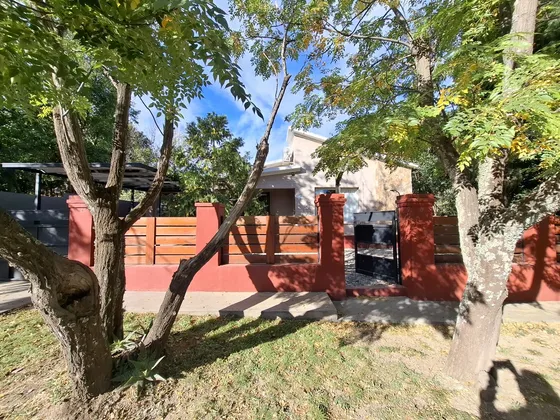 Casa Con Pileta De Natacion