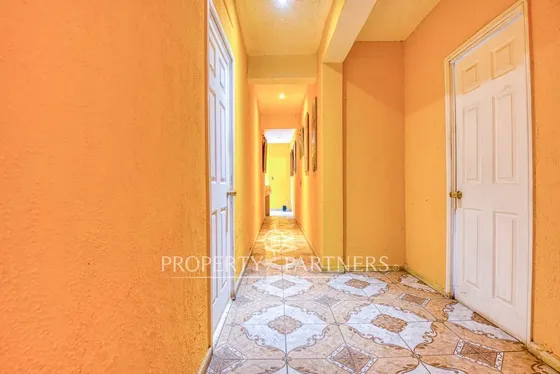 Casa Y Excelente Oportunidad De Negocio.