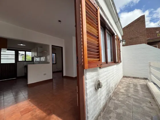 Venta Ph 2 Ambientes Con Balcon Sin Expensas Merlo