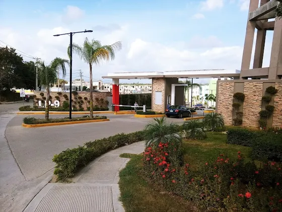 Apartamento En Venta Residencial Lp9 4to Piso , Con Terraza Privada En  Alameda 