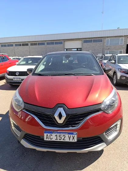 Renault Captur 2.0 Intens Automática
