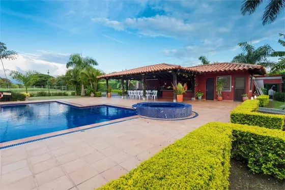 Se Vende Linda Finca En Rozo