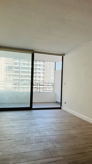Arrienda Departamento Macul/ Madre Selvas