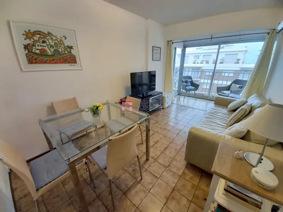 Venta - Apartamento - Península, 2 Dormitorios, Vista Al Mar