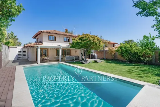 Espectacular Casa En Venta Dentro De Condominio, 4...
